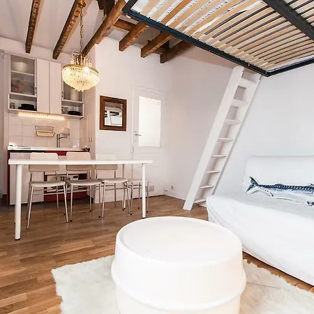 Apartment Charming 30m² Border Of Montmartre