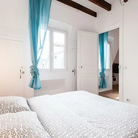 Apartment Charming 30m² Border Of Montmartre Paris