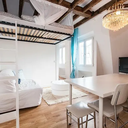 Charming 30m² Border Of Montmartre * Paris