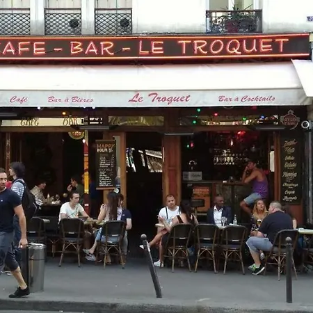 Charming 30m² Border Of Montmartre * Paris